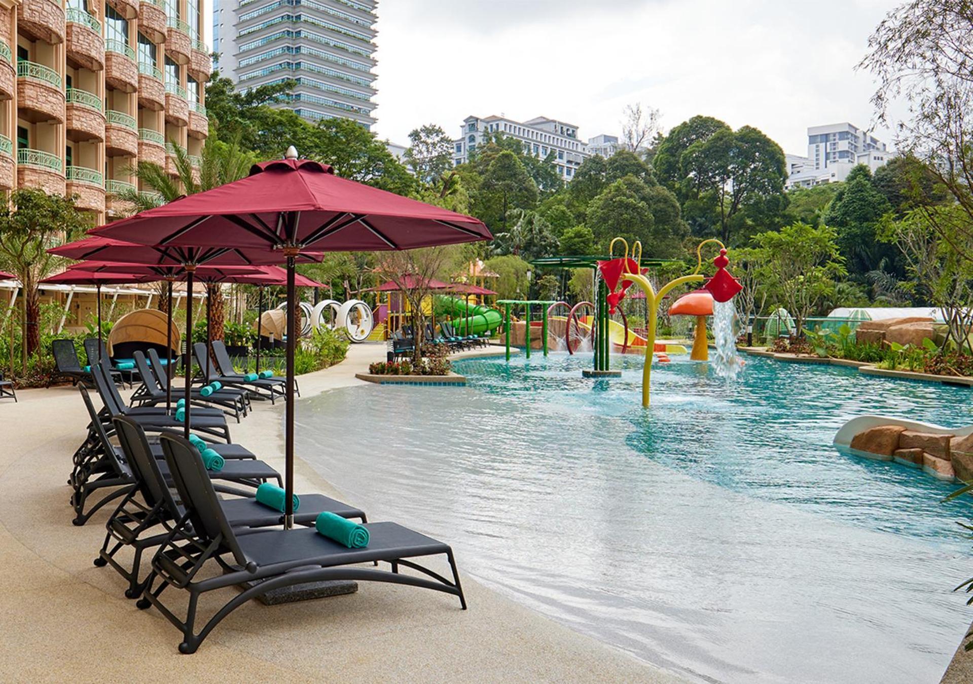 Sunway Resort Hotel Petaling Jaya Exteriör bild The water playground at Shangri-La Hotel, Kuala Lumpur