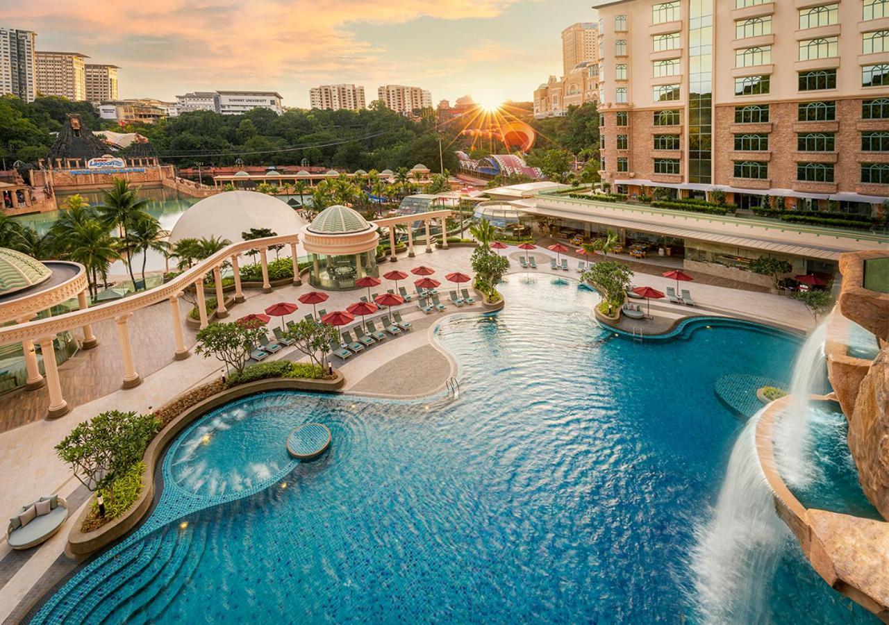 Sunway Resort Hotel Petaling Jaya Exteriör bild The Lagoon