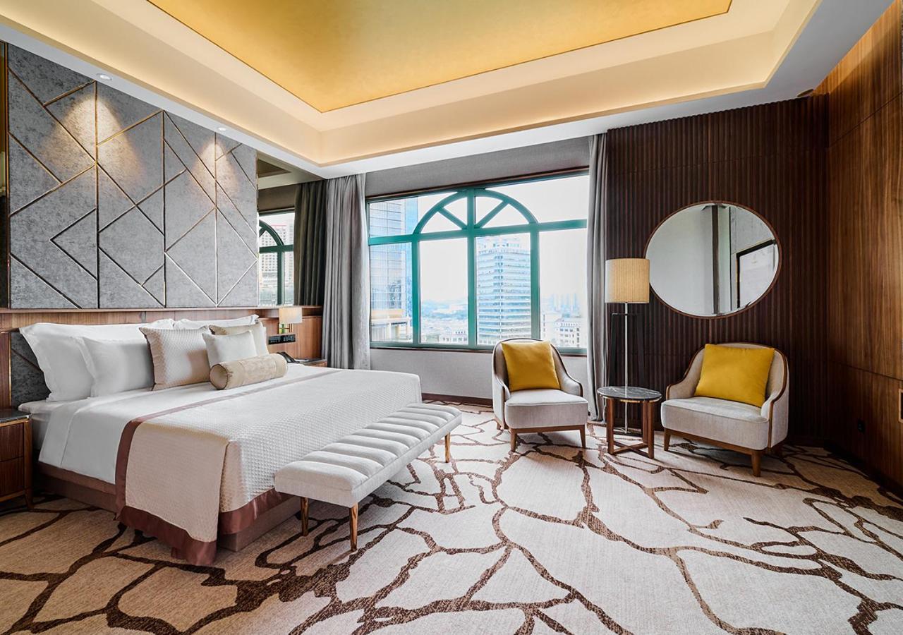 Sunway Resort Hotel Petaling Jaya Exteriör bild Deluxe Suite