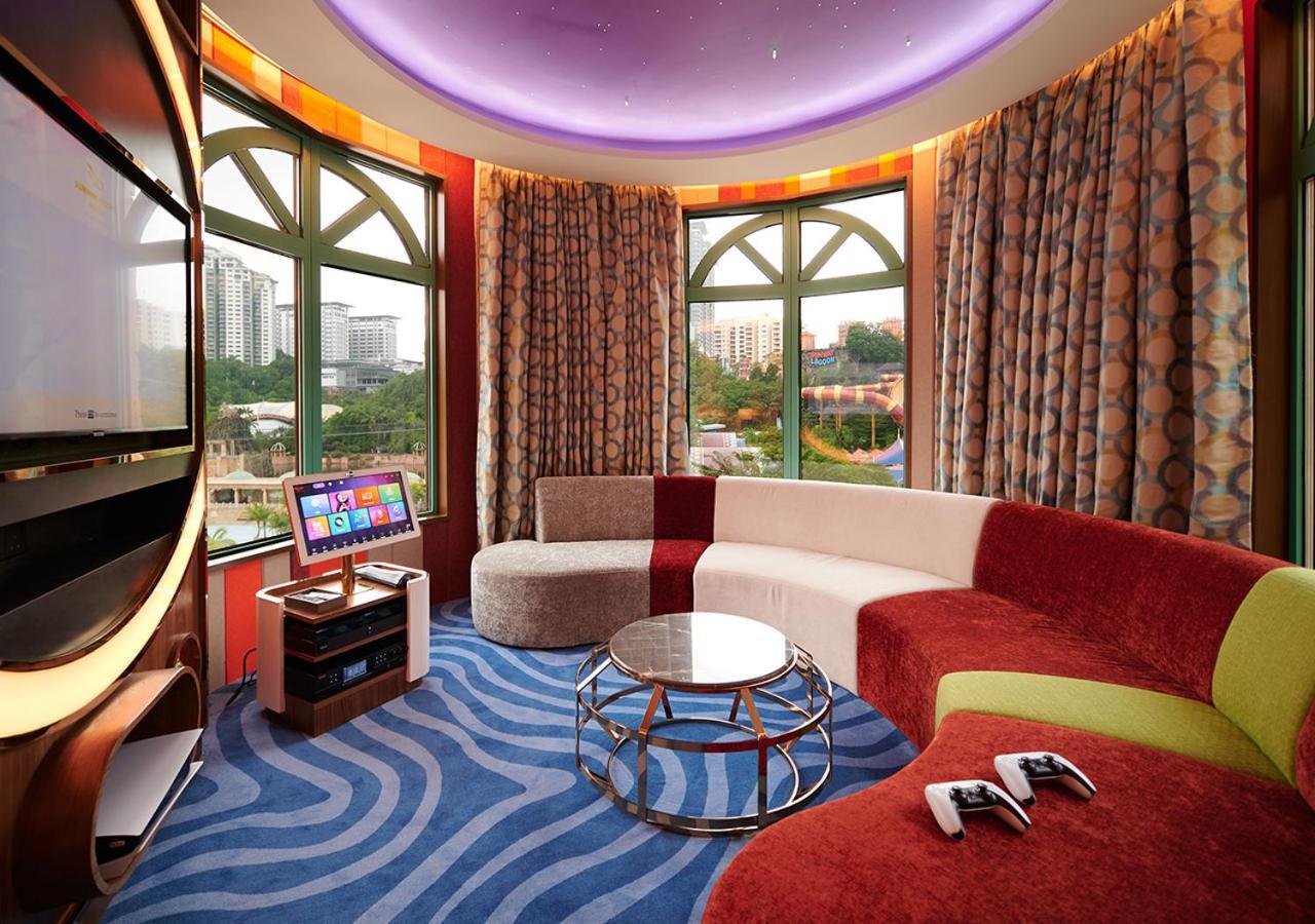 Sunway Resort Hotel Petaling Jaya Exteriör bild A suite at the hotel